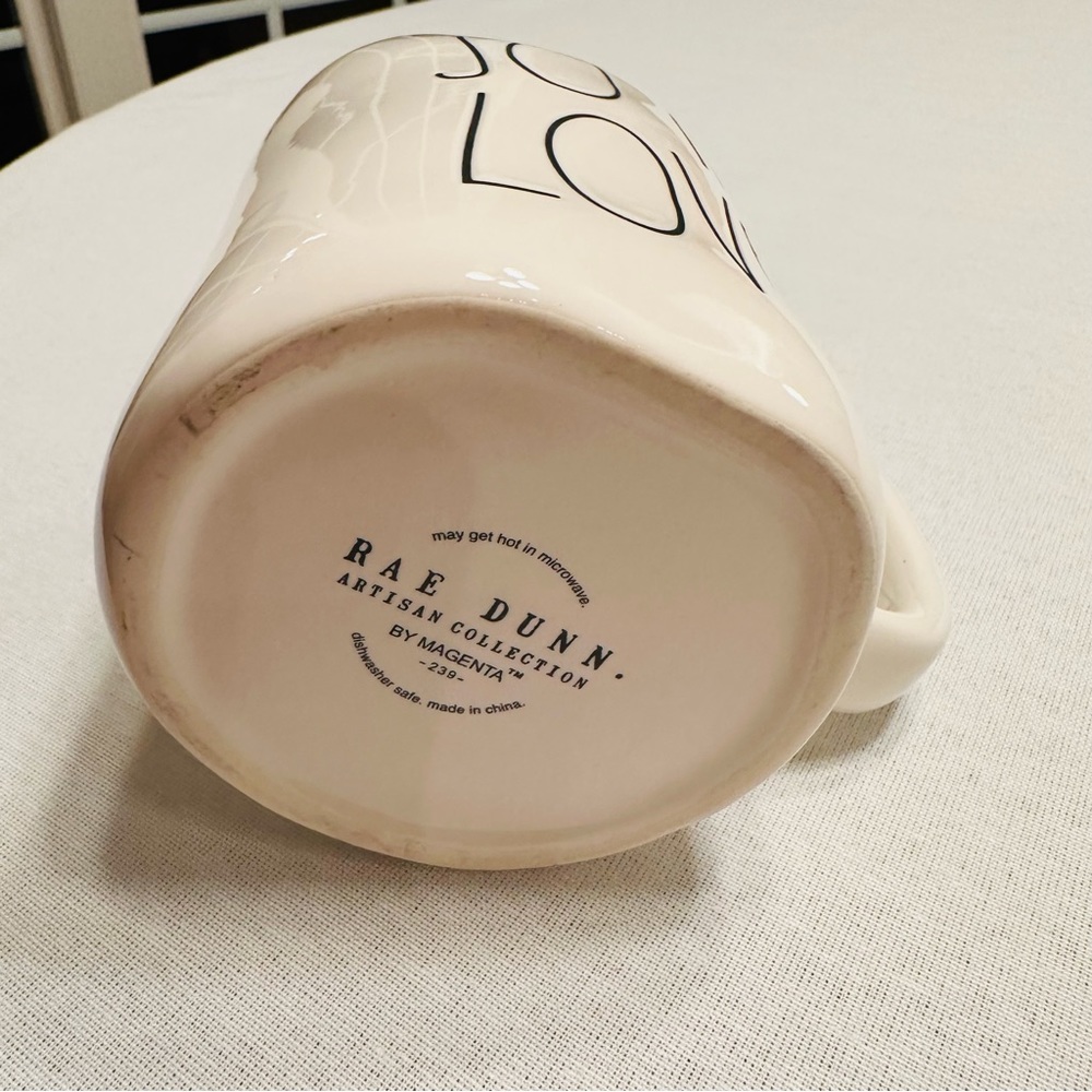RAE DUNN “SO IN LOVE” COFFEE MUG GREAT CONDITION FARMHOUSE DECOR COLLECTIBLE - Picture 4 of 4